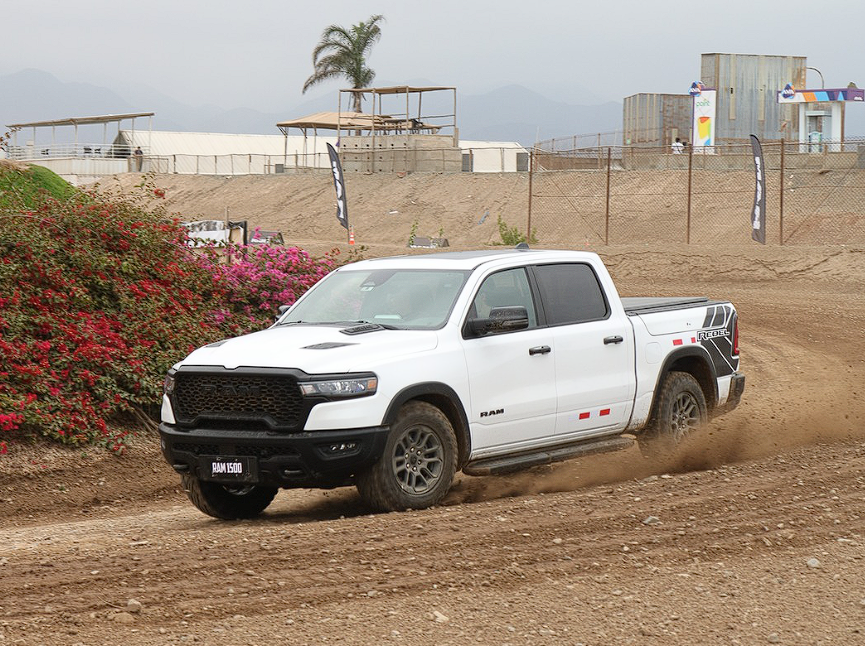 RAM presenta su nueva campaña Ram Doers y su portafolio de pick ups 4 RAM Doers