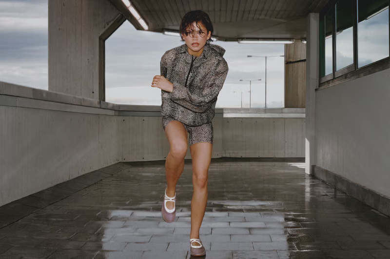 Zendaya se convierte en heroína de acción para presentar su nueva colección con On 2 image 23