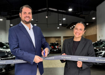 Autoland Seminuevos continúa su transformación y consolida un nuevo estándar en la experiencia de compra en su nuevo flagship 2 portal autoland.jpg 3
